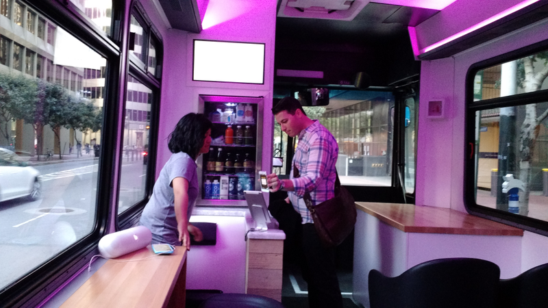 Illustration for article titled Want the Best App for Your Daily Commute? Take a Public Bus.